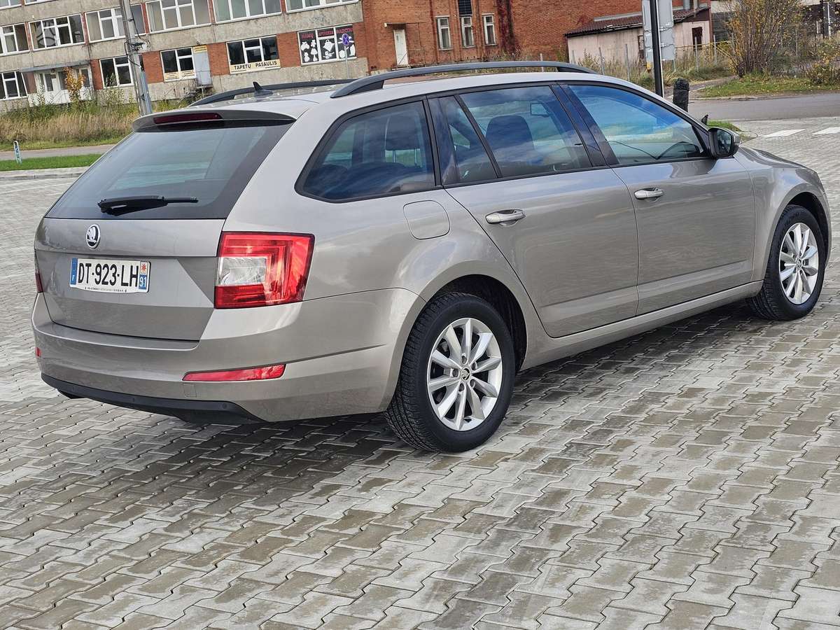 Skoda Octavia 2015 — photo 12