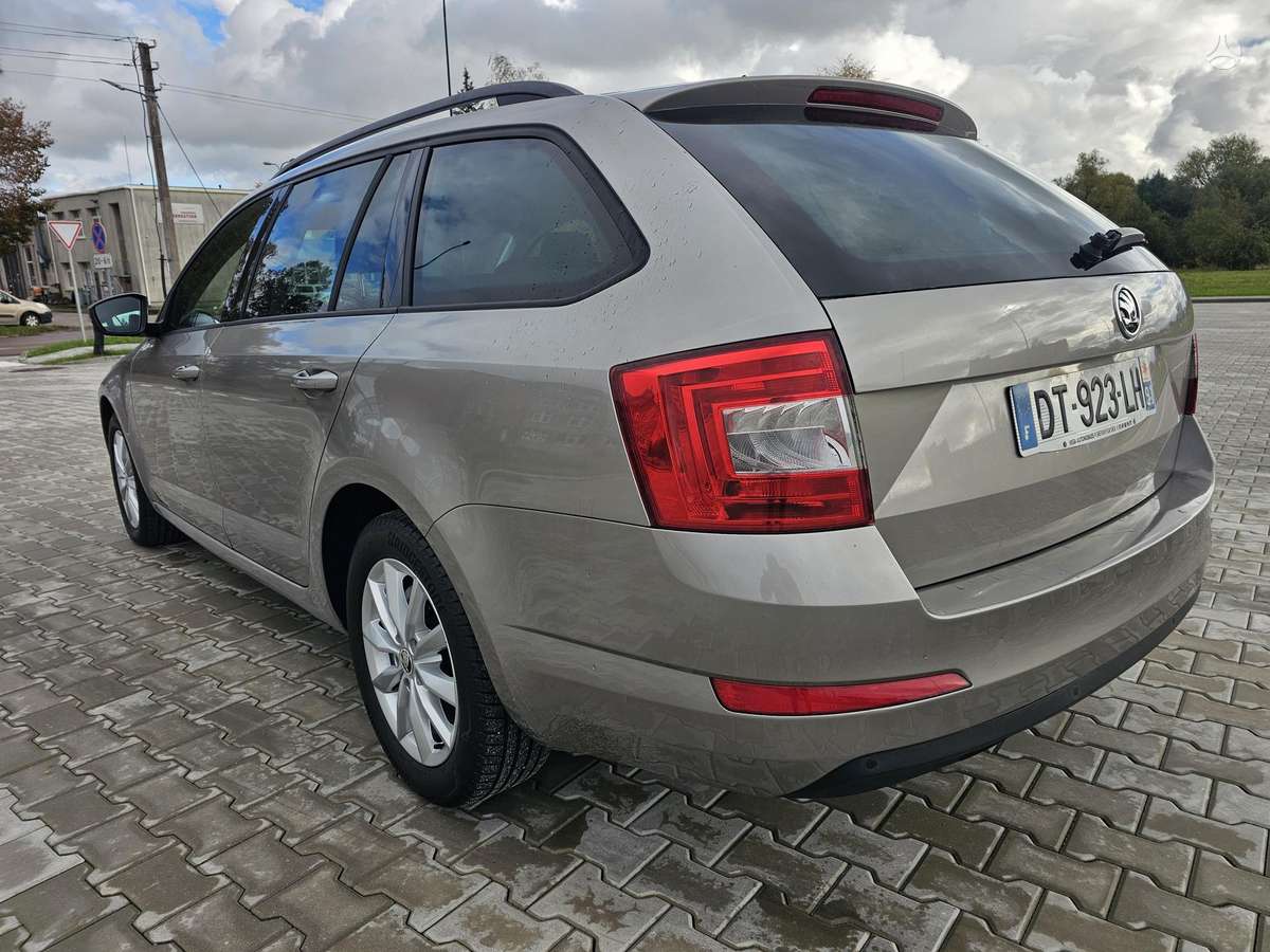 Skoda Octavia 2015 — photo 9