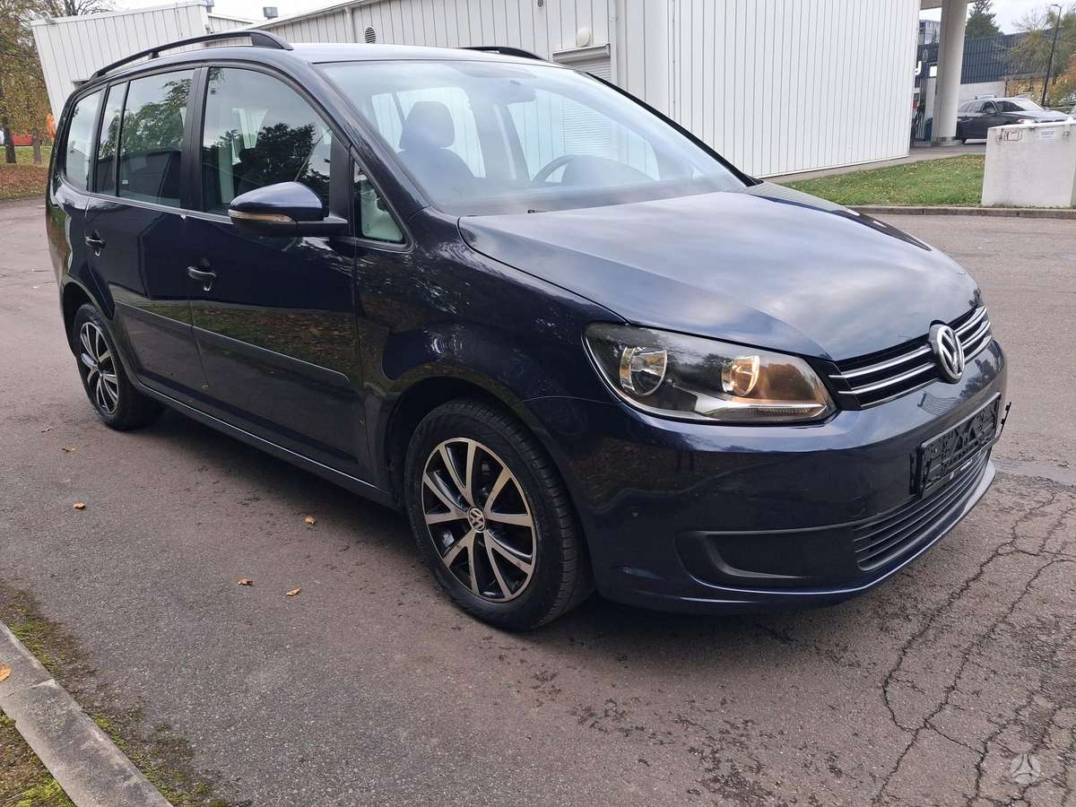 Volkswagen Touran 2013 — photo 7