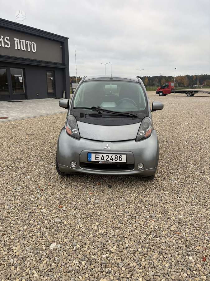 Mitsubishi MiEV 2011 — rear view