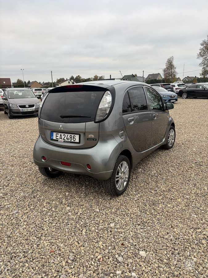 Mitsubishi MiEV 2011 — engine 48 HP (35kW)