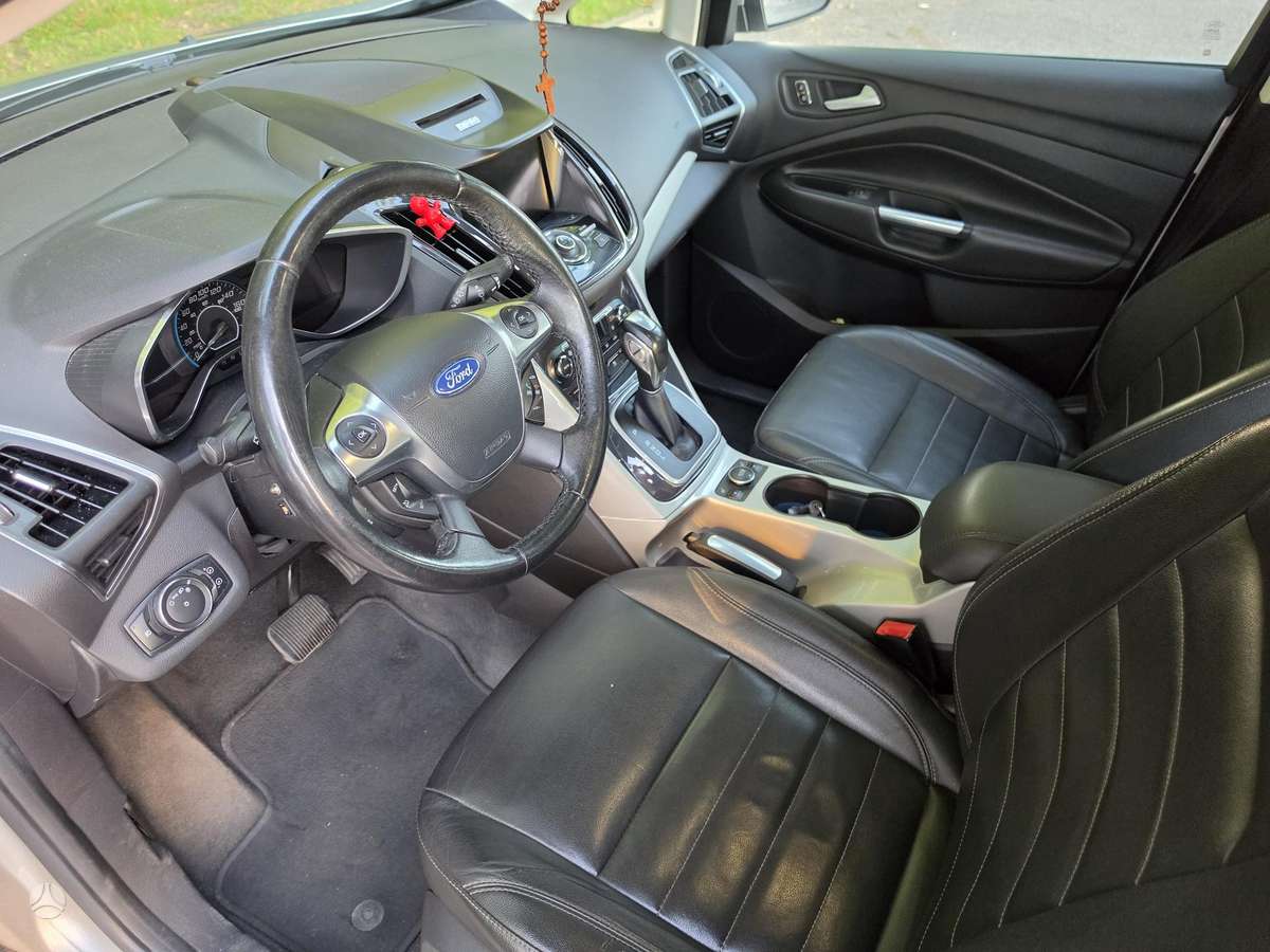 Ford C-MAX 2013 — photo 11