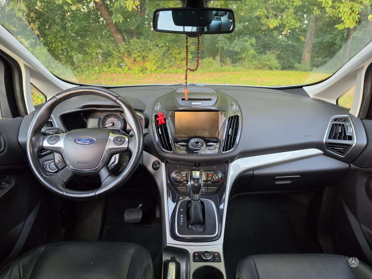 Ford C-MAX 2013 — photo 12