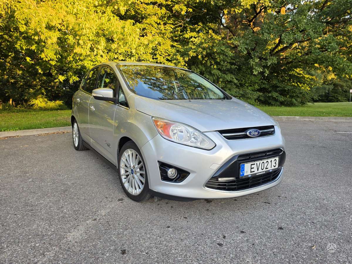 Ford C-MAX 2013 — interior