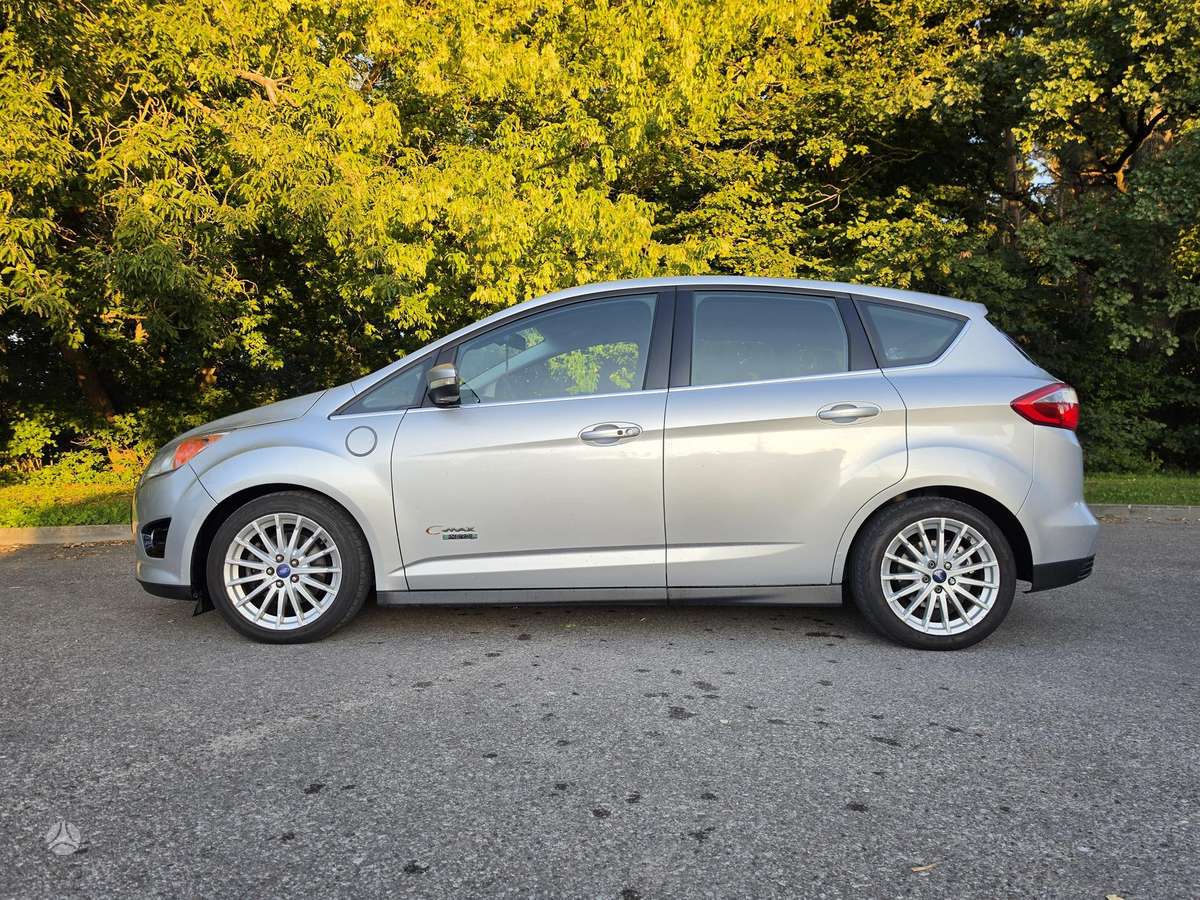Ford C-MAX 2013 — photo 8