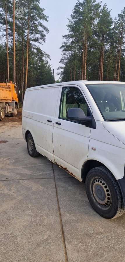 Volkswagen Transporter 2014 — салон