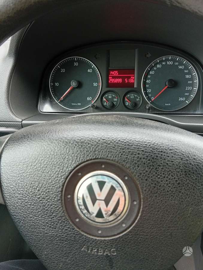 Volkswagen Caddy 2006 — rear view
