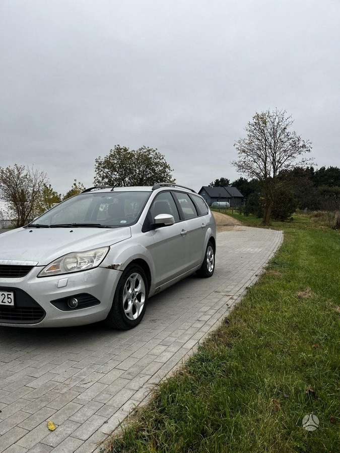 Ford Focus 2008 — interior
