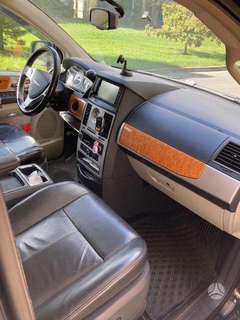Chrysler Grand 2009 — photo 8
