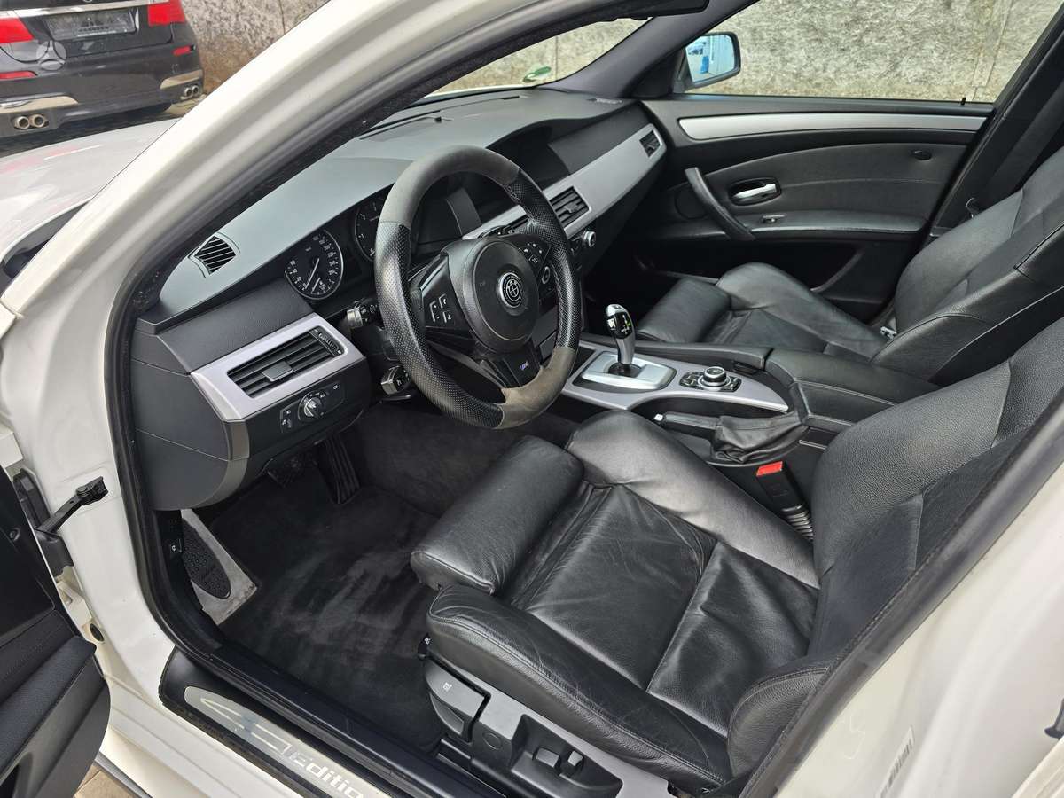 BMW 530 2009 — photo 10