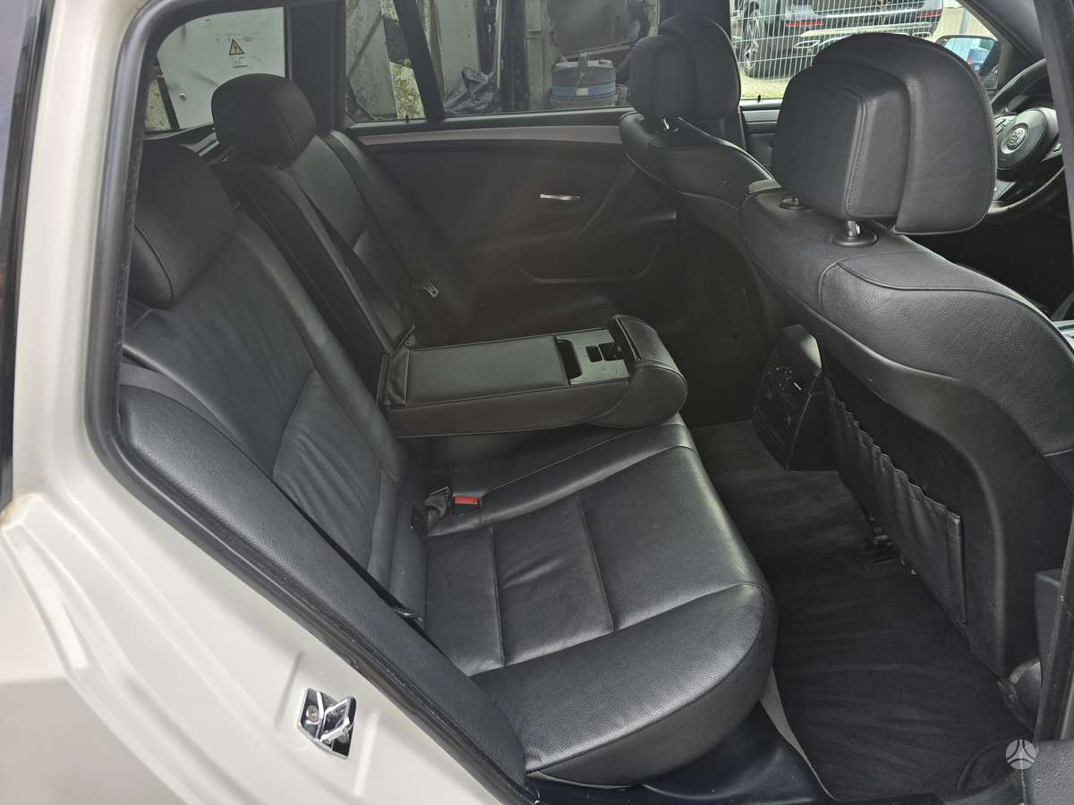BMW 530 2009 — photo 15