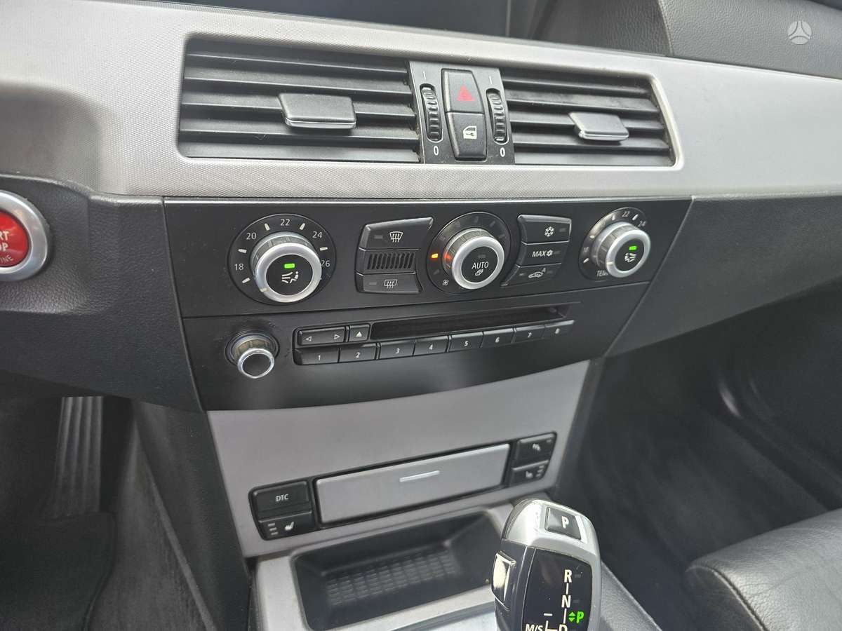 BMW 530 2009 — photo 17