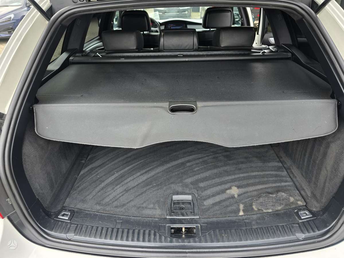 BMW 530 2009 — photo 19