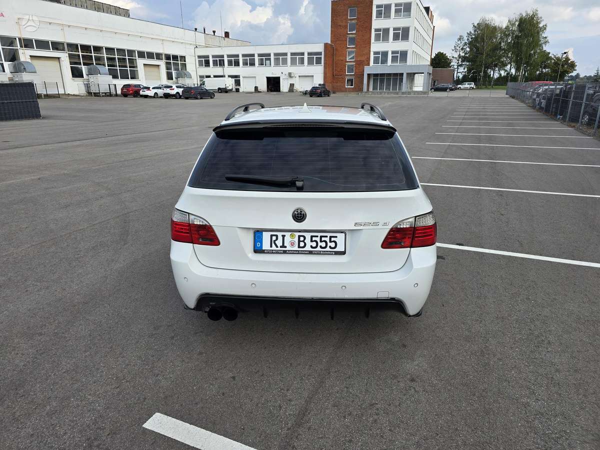 BMW 530 2009 — photo 5