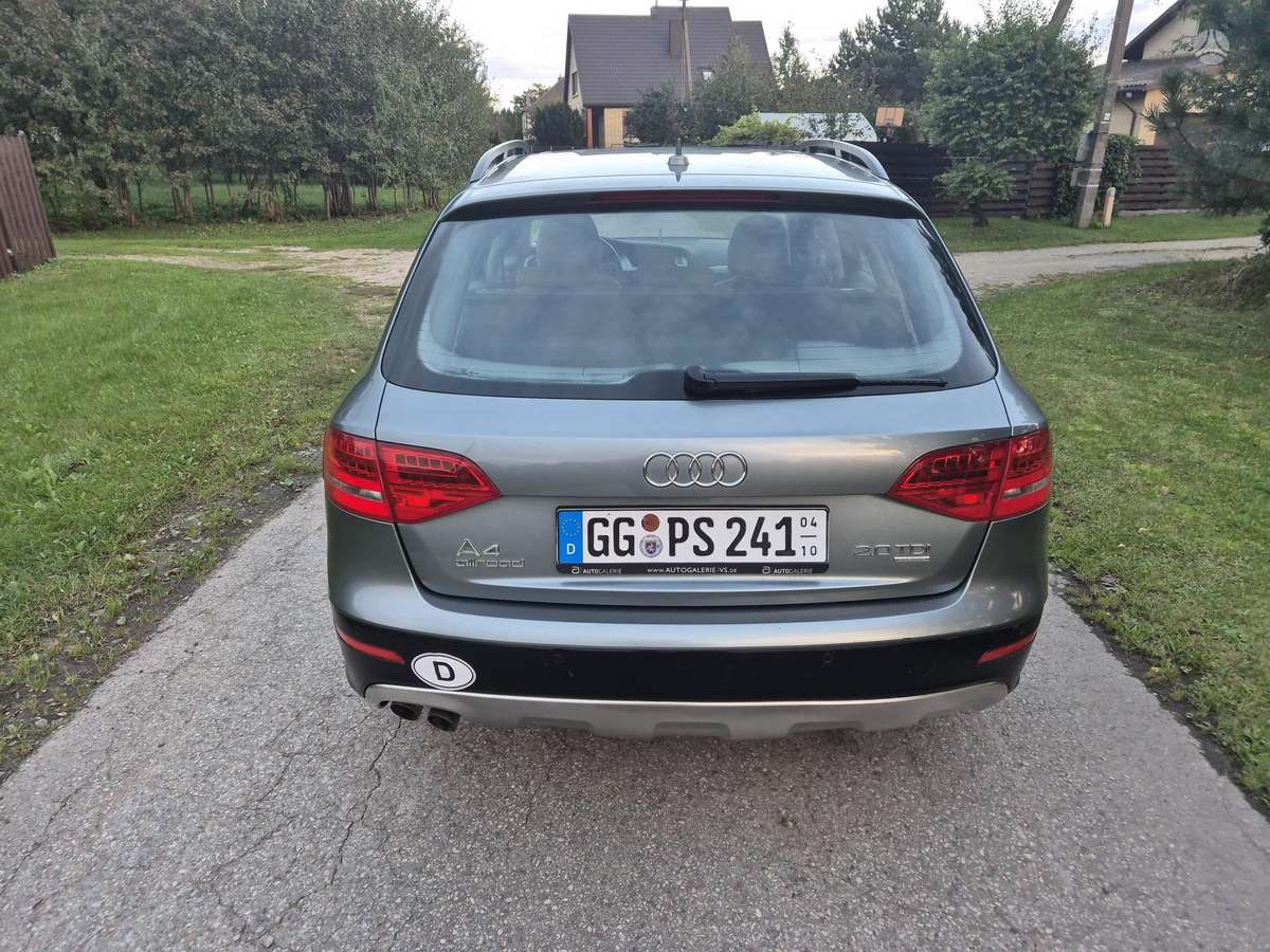 Audi A4 2010 — двигун 1968 cm³, 143 HP (105kW)