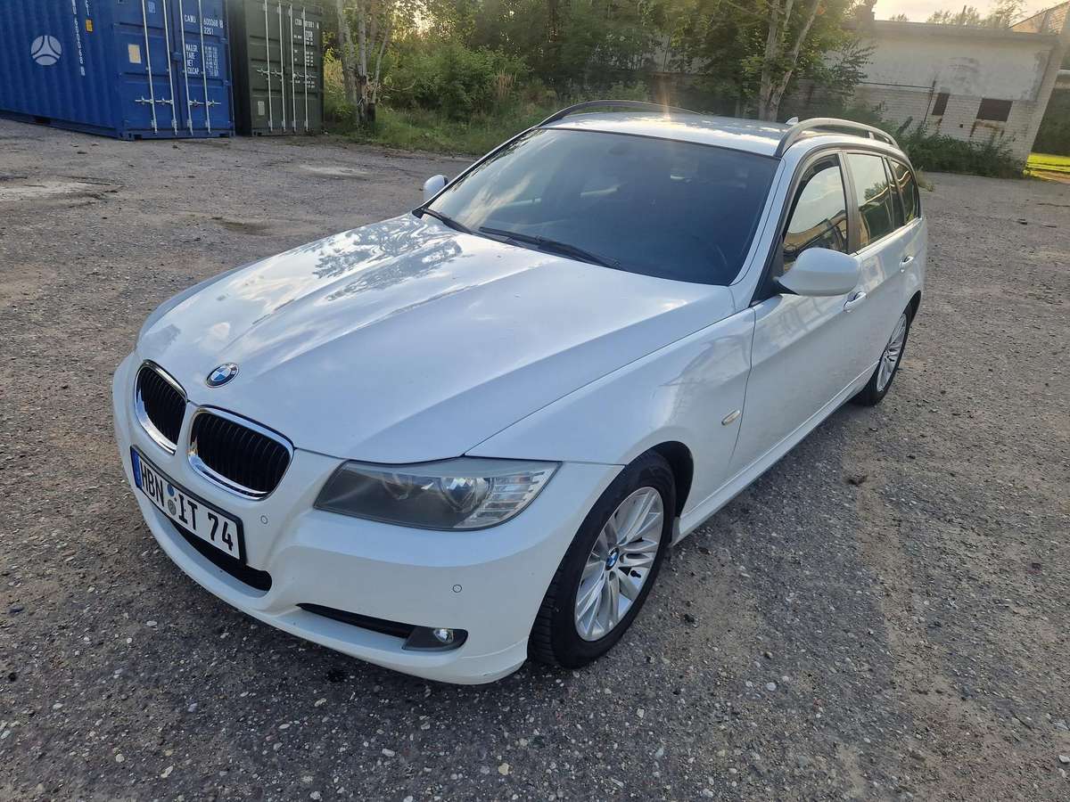BMW 318 2010 — engine 2000 cm³, 143 HP (105kW)
