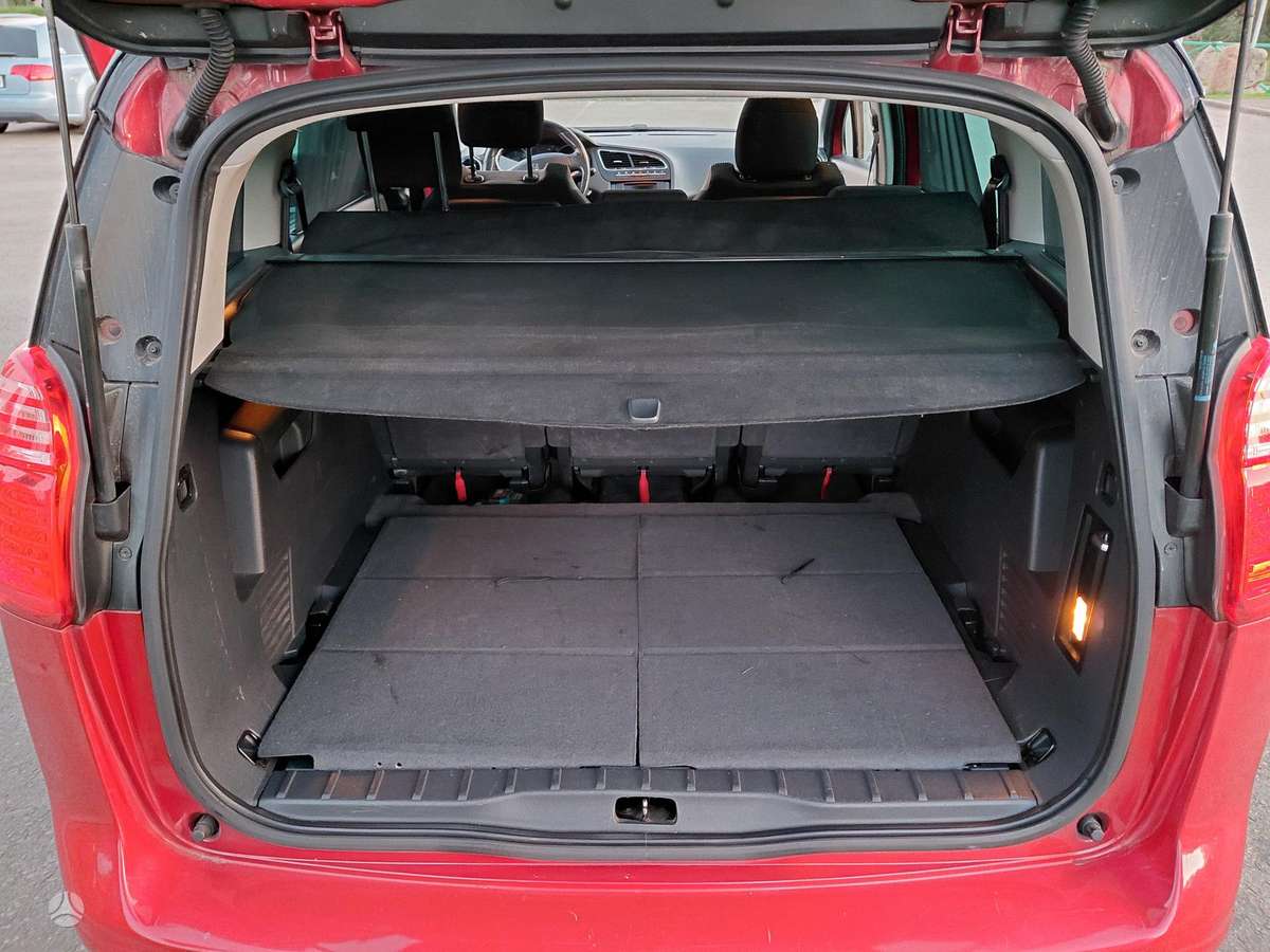 Peugeot 5008 2010 — photo 13