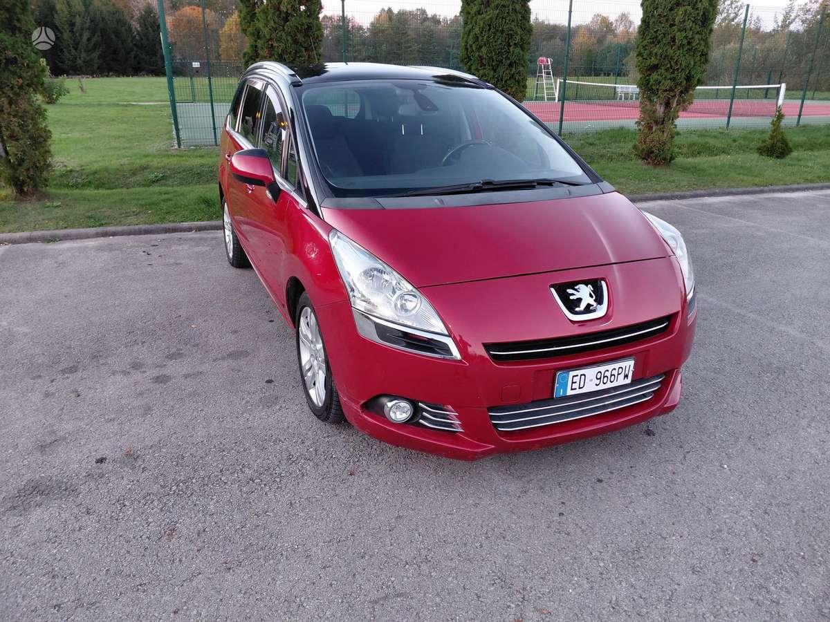 Peugeot 5008 2010 — photo 7
