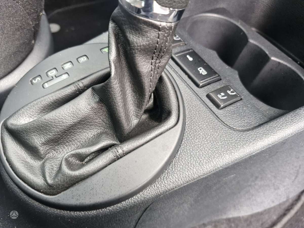 Skoda Roomster 2013 — photo 13