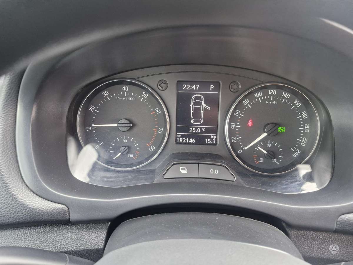 Skoda Roomster 2013 — photo 14