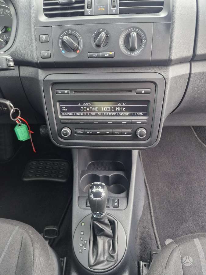 Skoda Roomster 2013 — photo 15