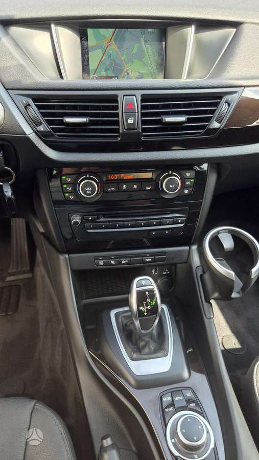 BMW X1 2014 — photo 15