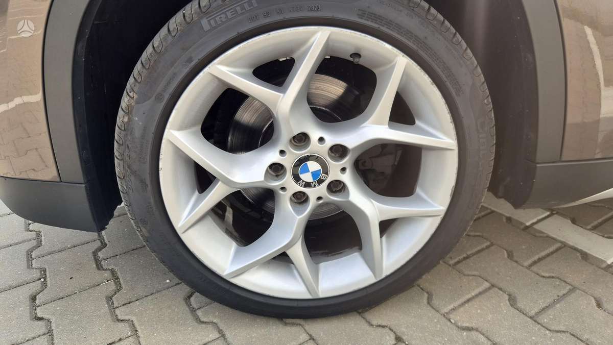 BMW X1 2014 — photo 7