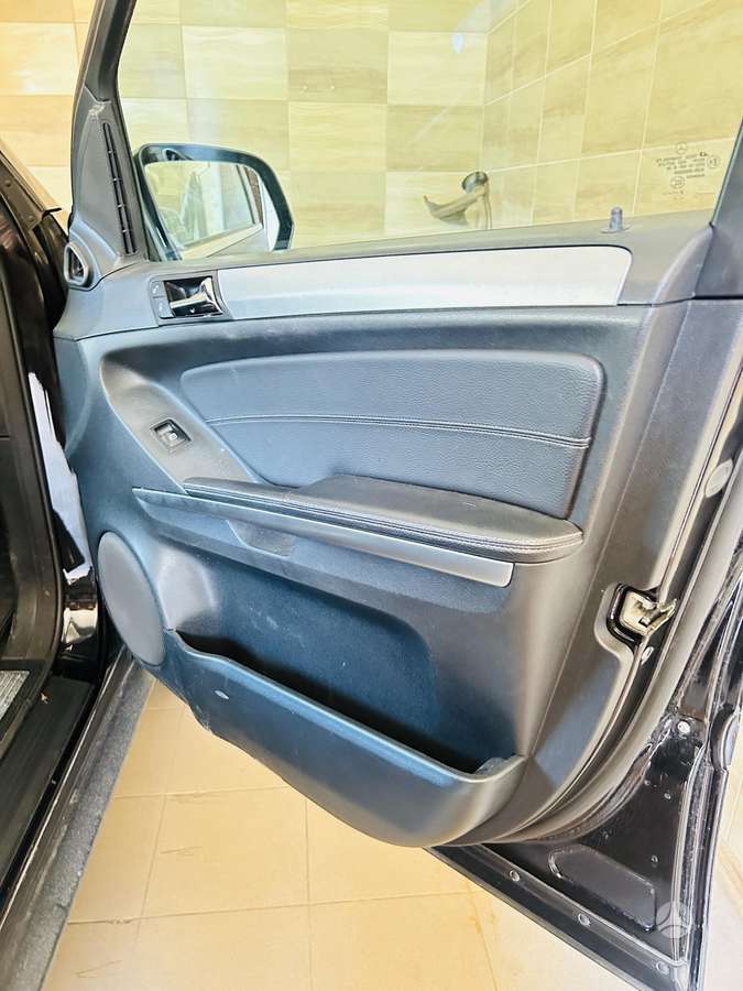 Mercedes-Benz M 2009 — photo 8