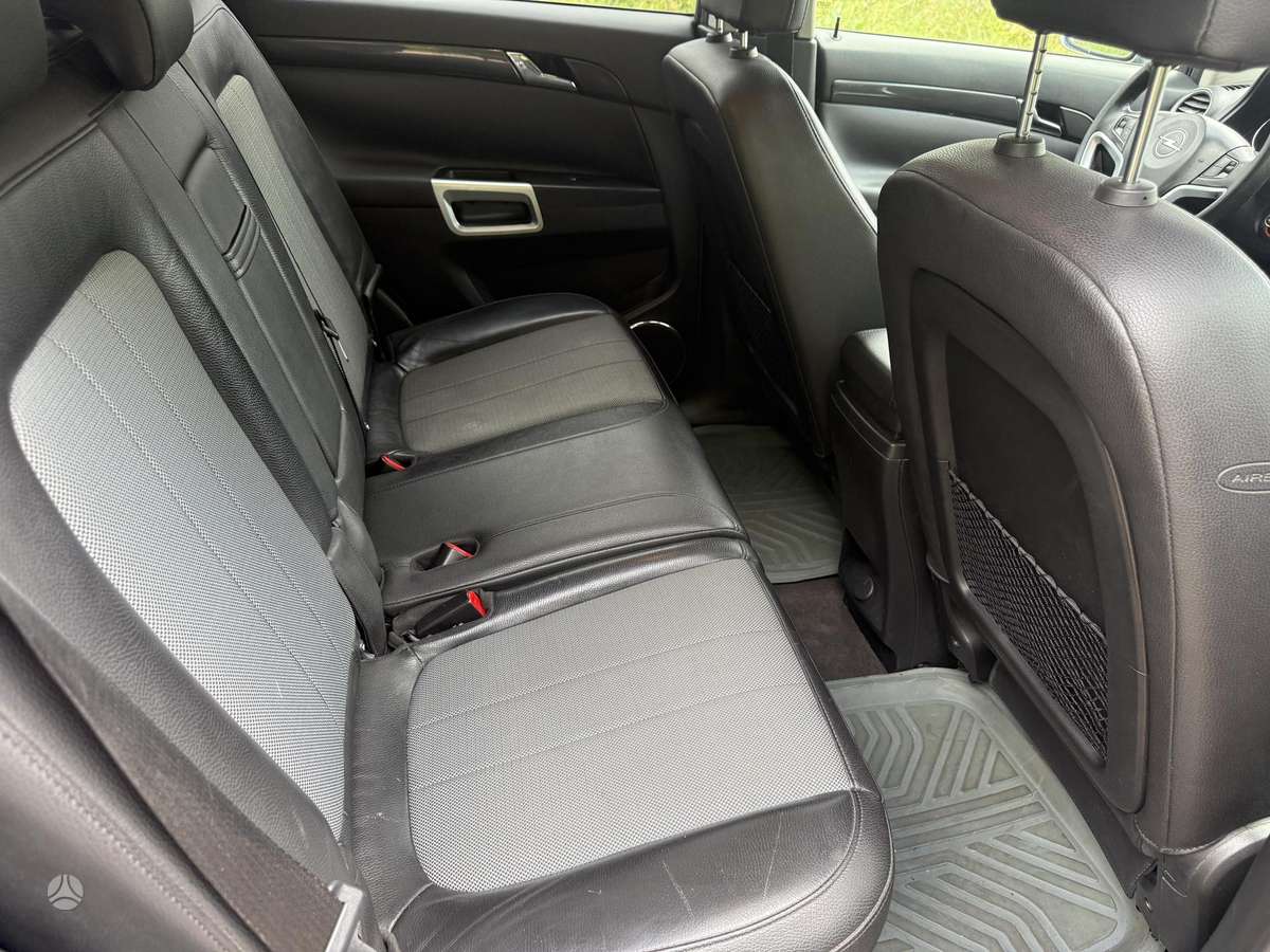 Opel Antara 2012 — photo 10