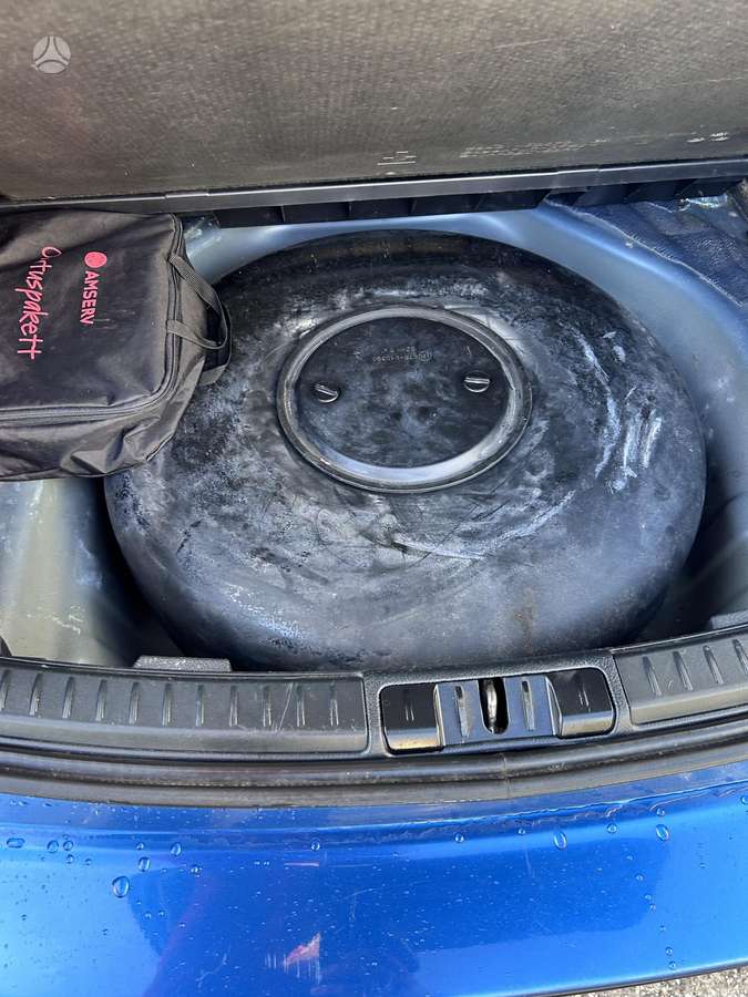 Toyota Auris 2014 — photo 28