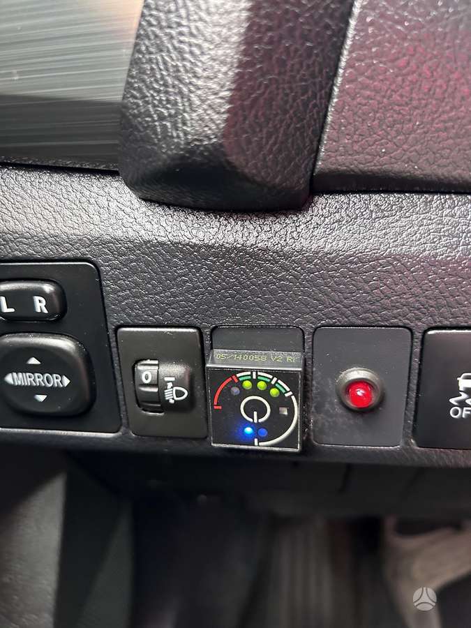 Toyota Auris 2014 — photo 37