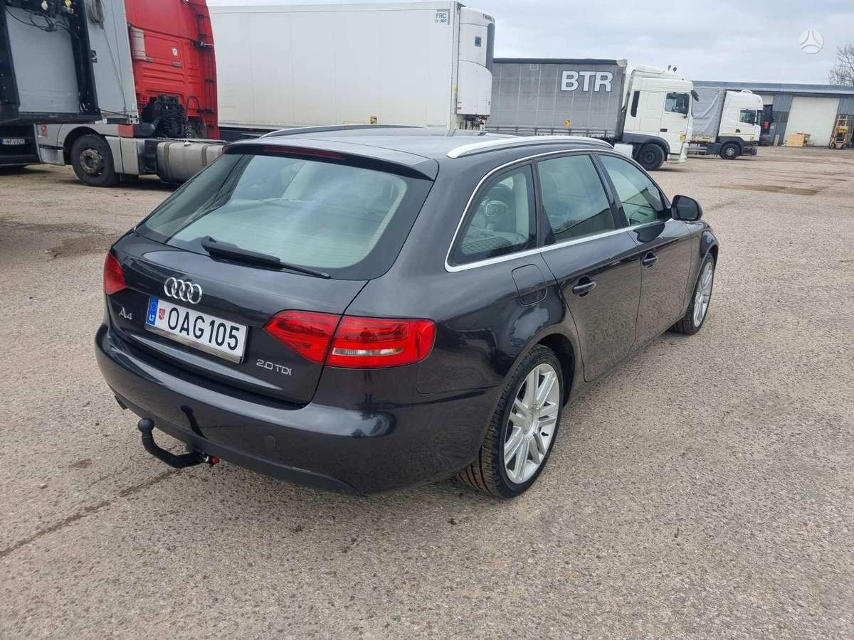 Audi A4 2009 — двигун 2000 cm³, 170 HP (125kW)