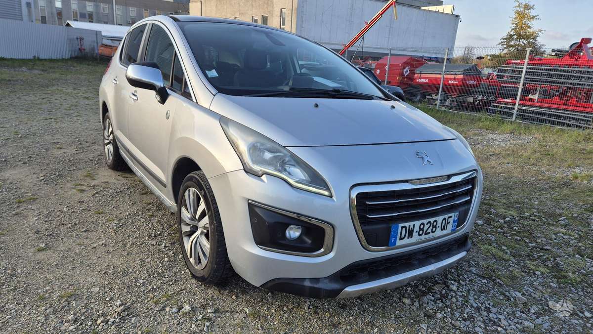 Peugeot 3008, 2015