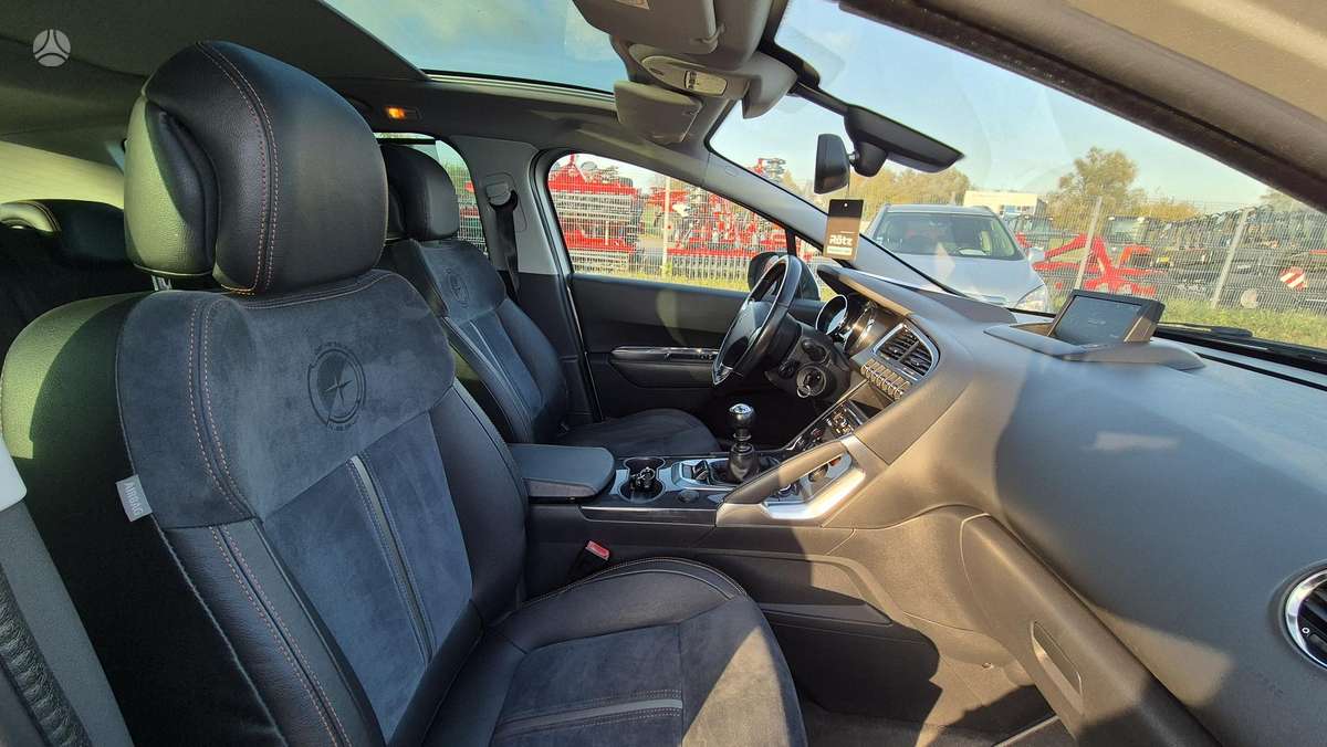 Peugeot 3008 2015 — photo 25