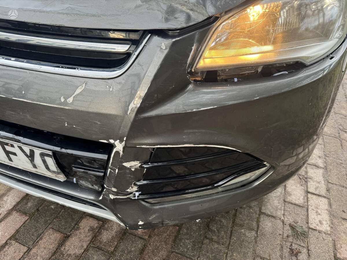 Ford Kuga 2013 — photo 8