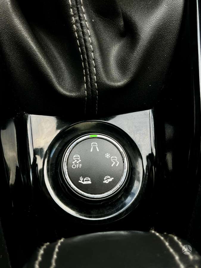 Peugeot 2008 2014 — photo 12