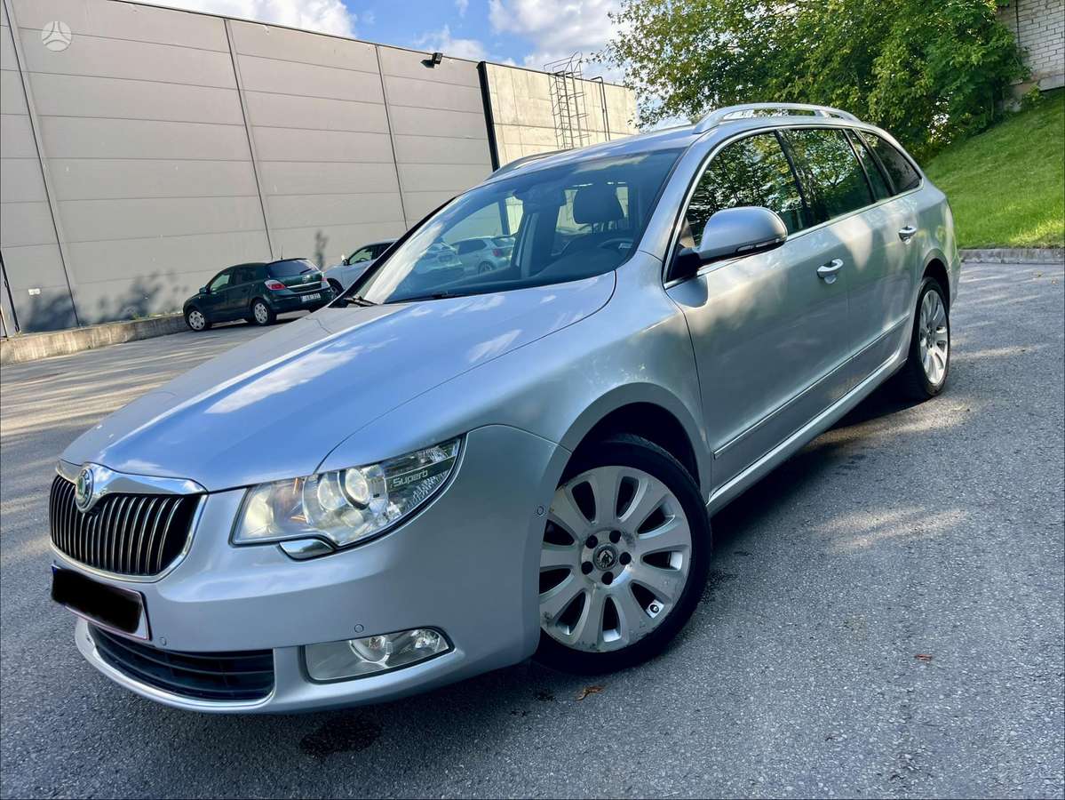 Skoda Superb 2012 — photo 5