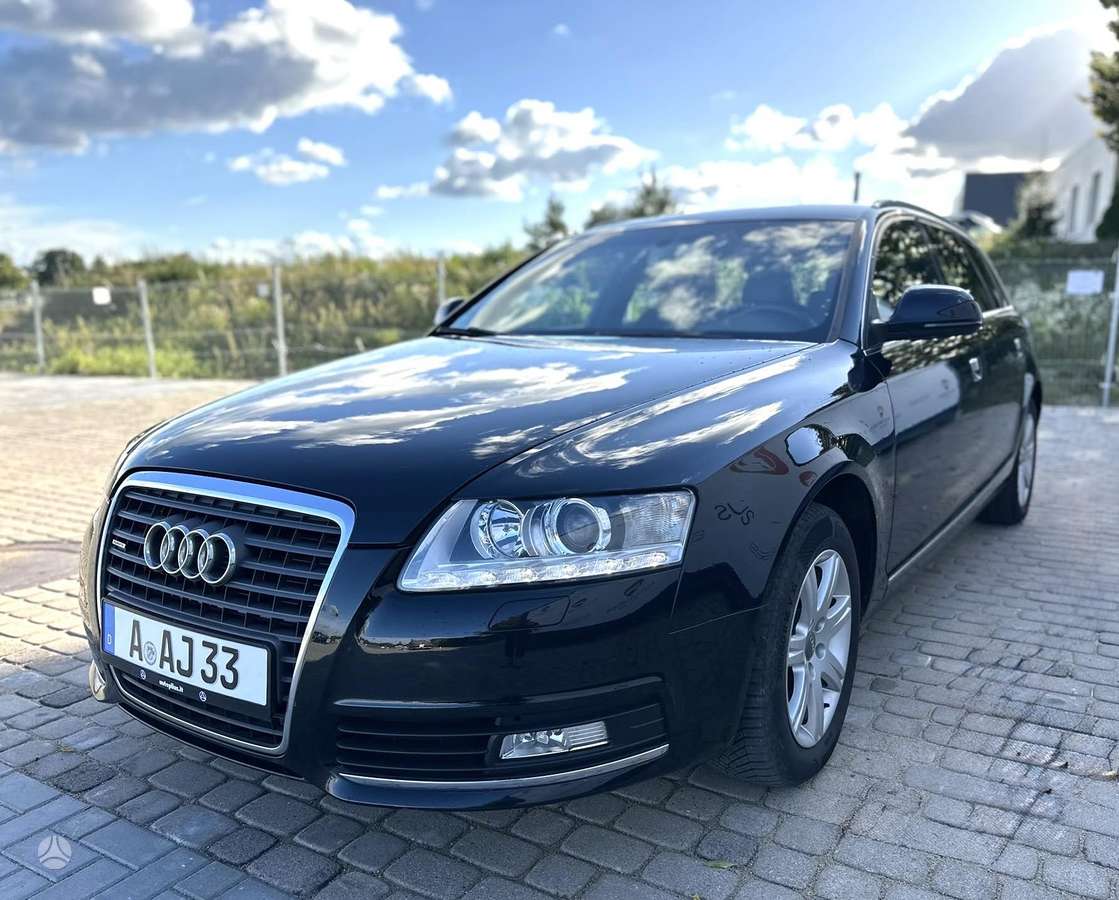 Audi A6 2009 — салон