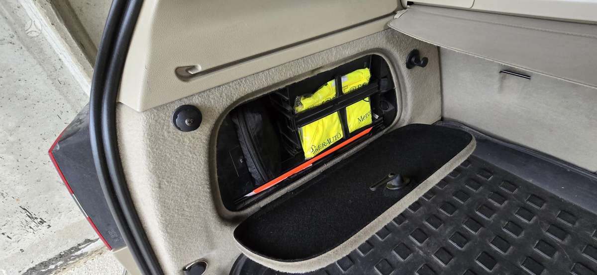 Mercedes-Benz B150 2008 — engine 1498 cm³, 95 HP (70kW)