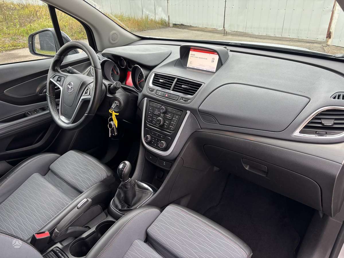 Opel Mokka 2015 — photo 16