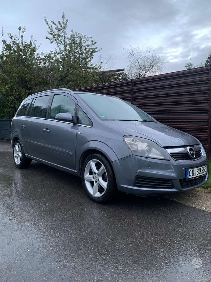 Opel Zafira 2006 — engine 1910 cm³, 120 HP (88kW)