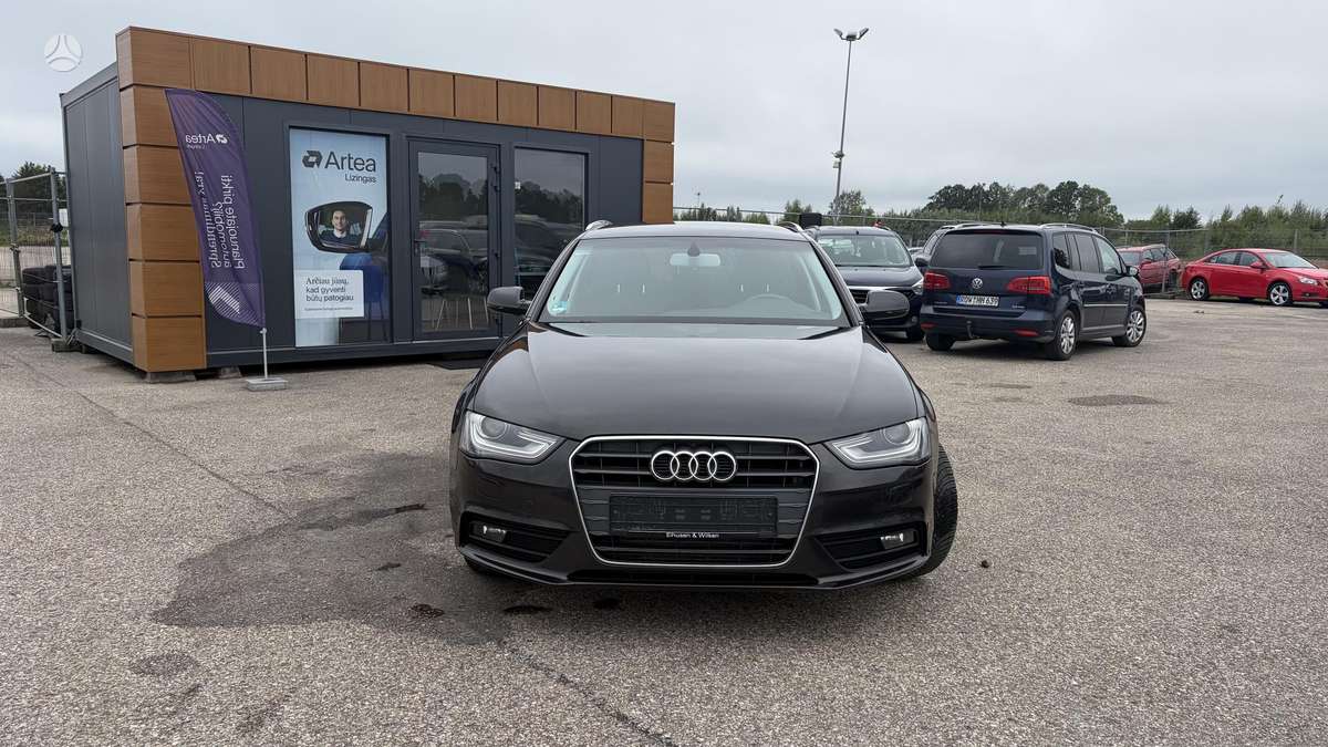 Audi A4 2012 — photo 10