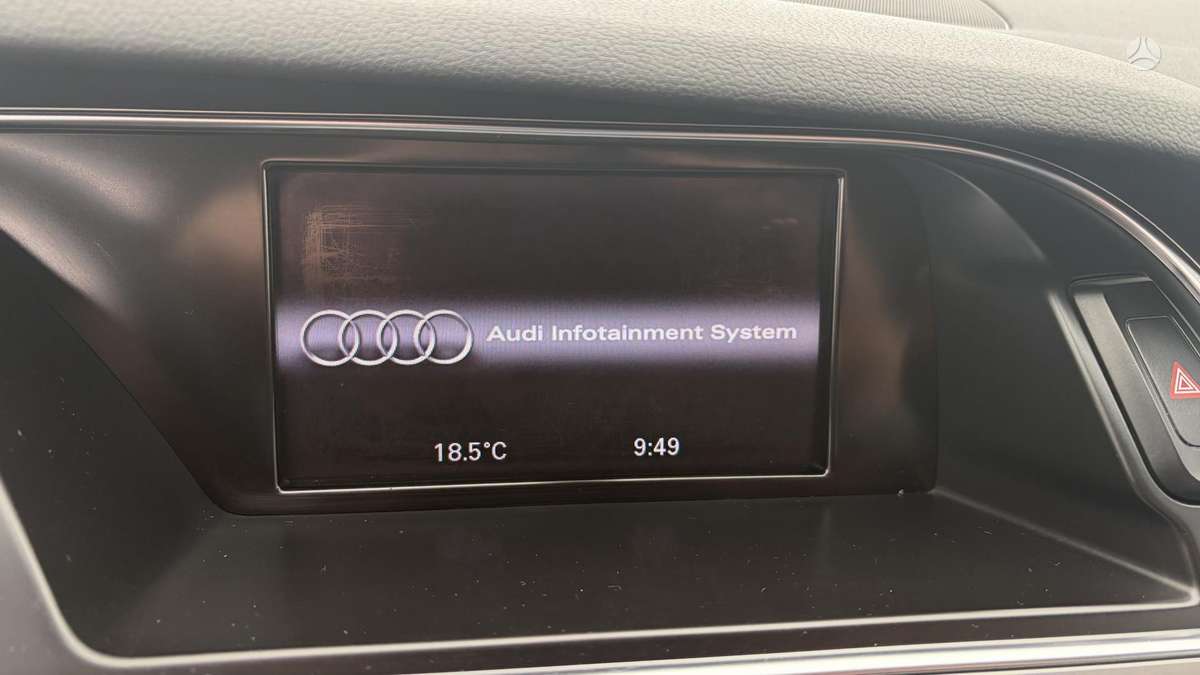 Audi A4 2012 — photo 26