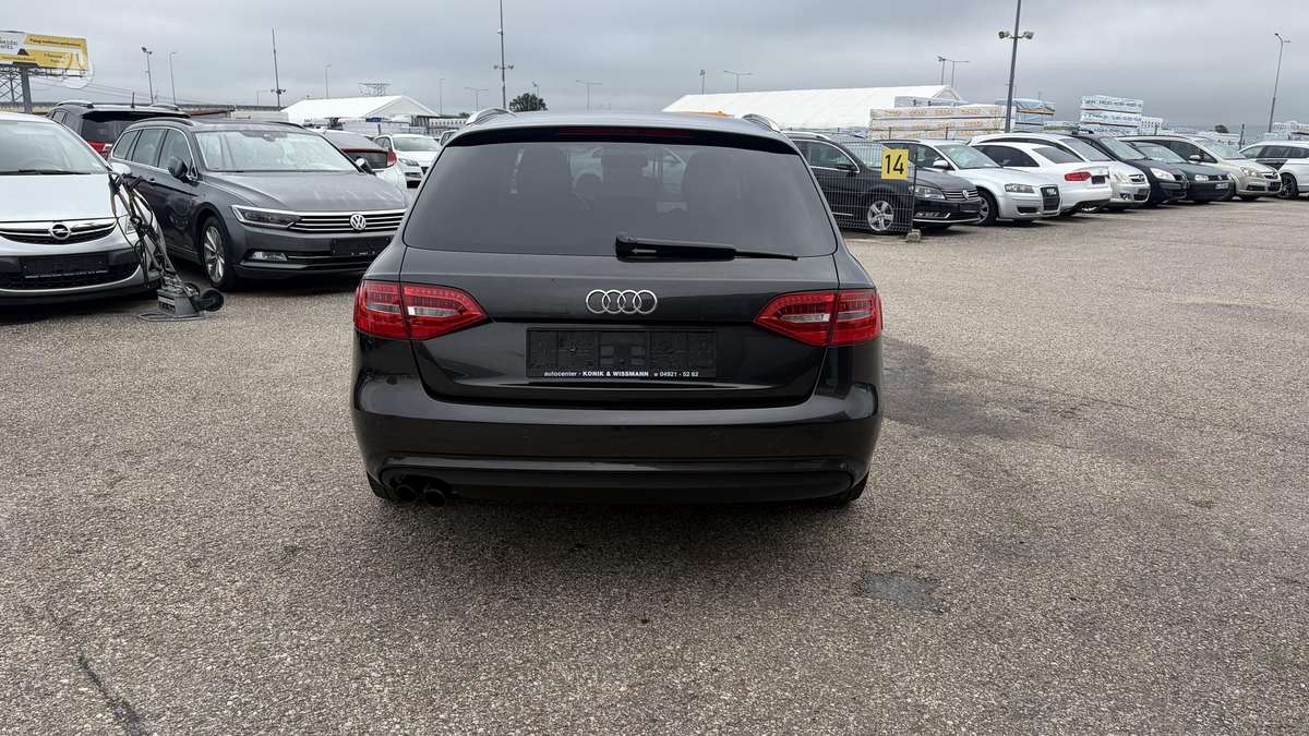 Audi A4 2012 — photo 6