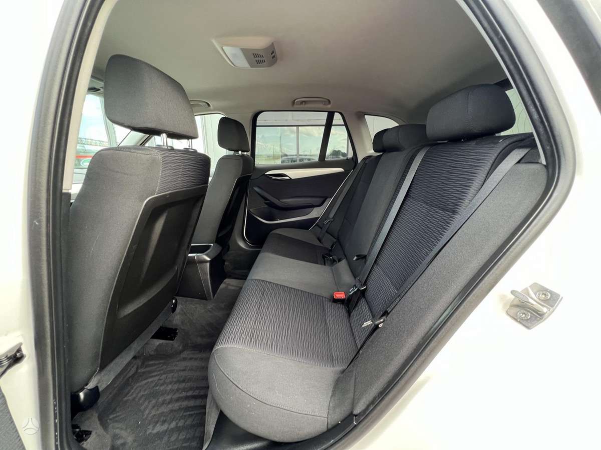 BMW X1 2012 — photo 12