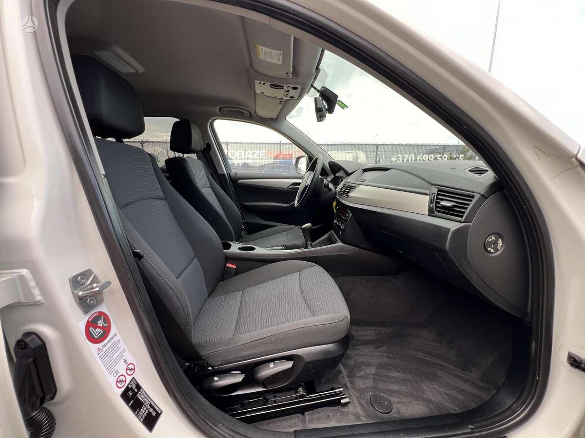BMW X1 2012 — photo 14