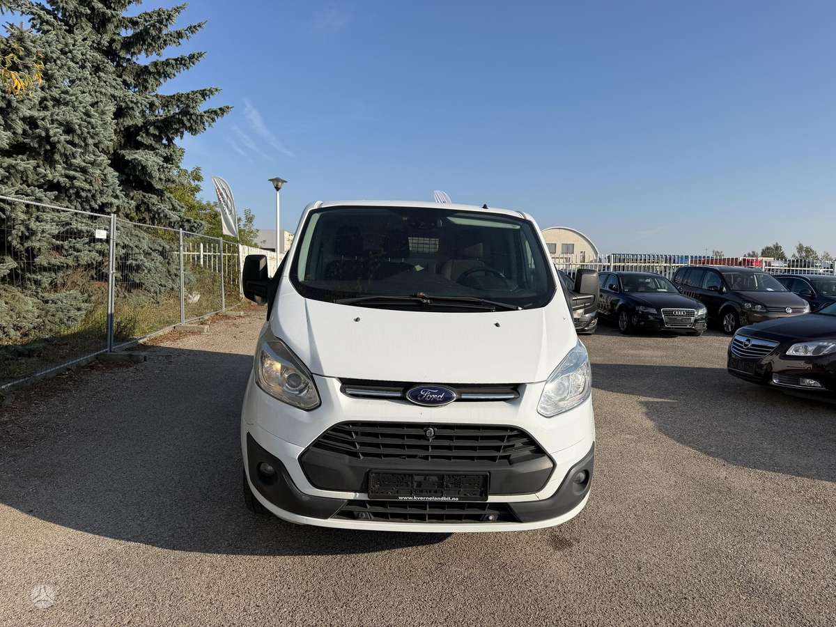 Ford Transit 2014 — rear view