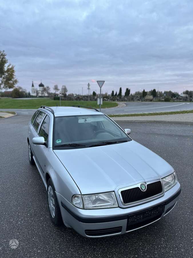 Skoda Octavia 2009 — салон