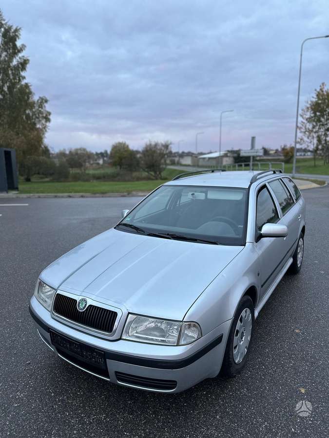 Skoda Octavia 2009 — двигун 1896 cm³, 101 HP (74kW)