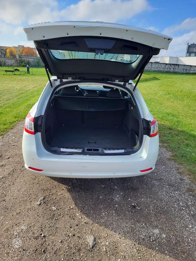 Peugeot 508 2013 — photo 16
